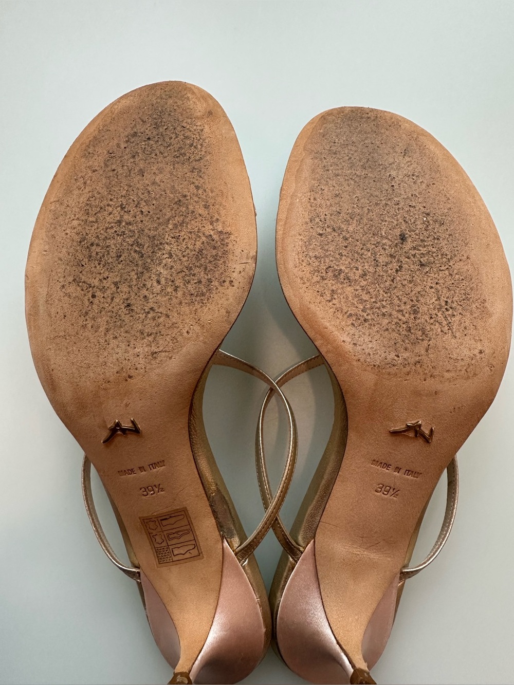 AUTHENTIC ALEXANDRA NEEL Gold Light Pink Satin Floral Thong Sandals - Picture 5 of 11